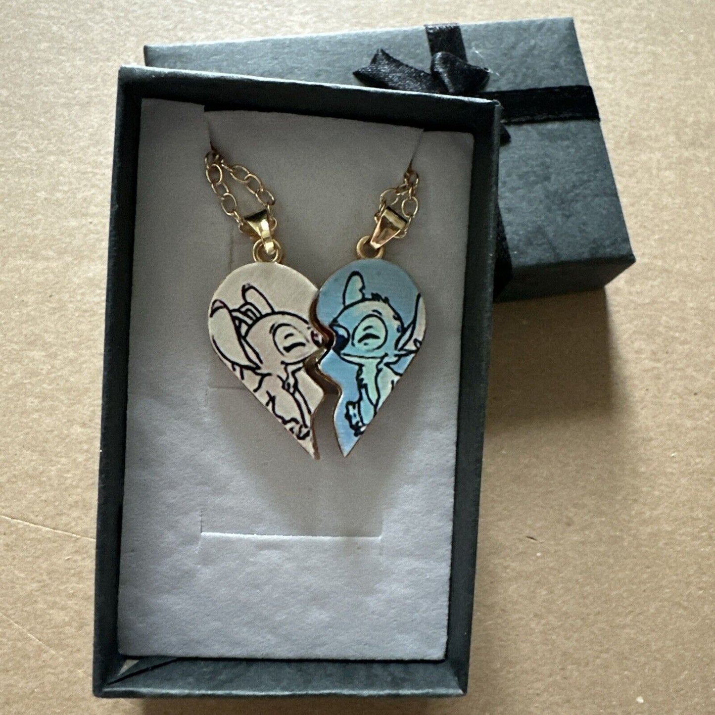 Coffret Disney Stitch et Angel, meilleurs amis, amour doré, avec boîte