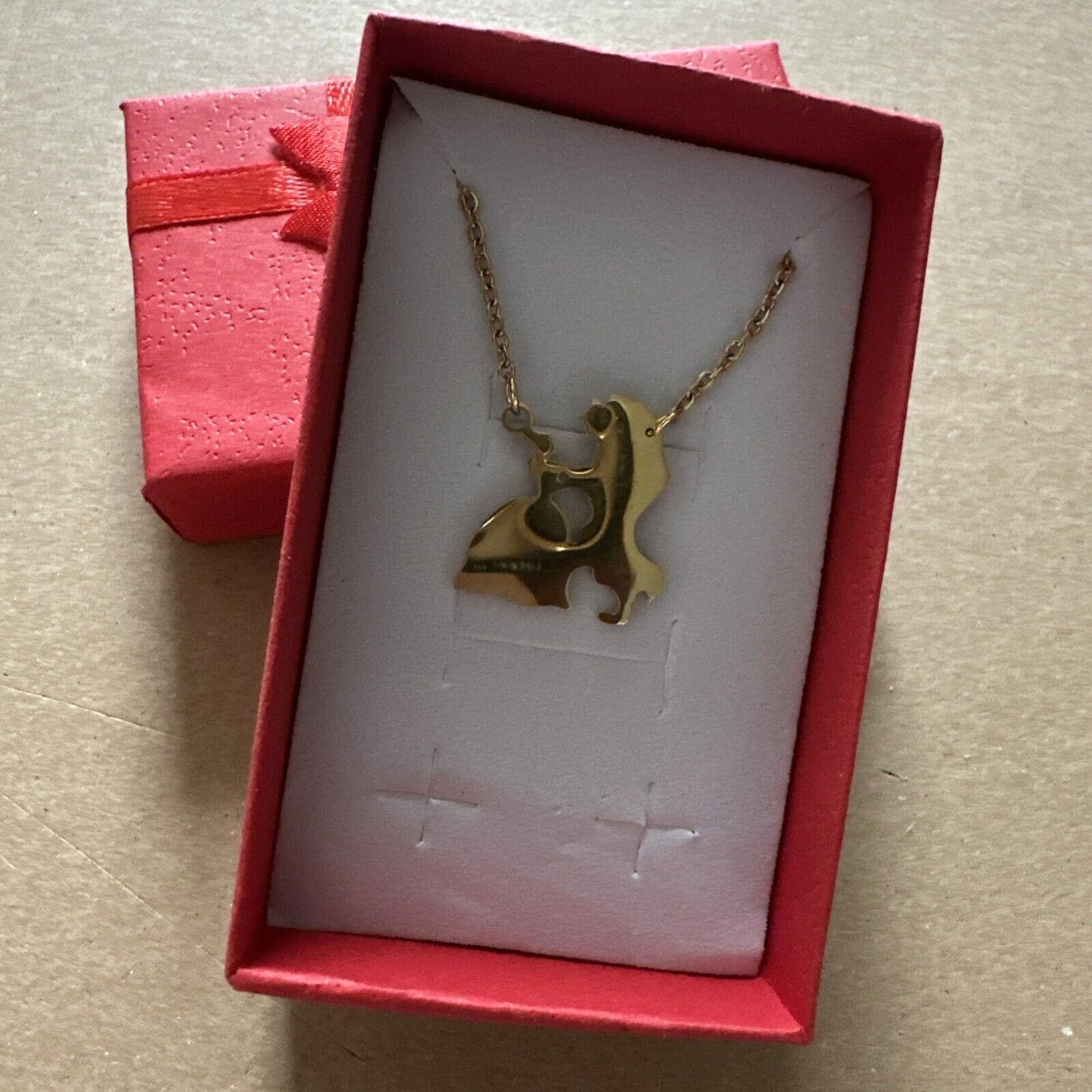 Collier Disney La Belle et la Bête avec boîte