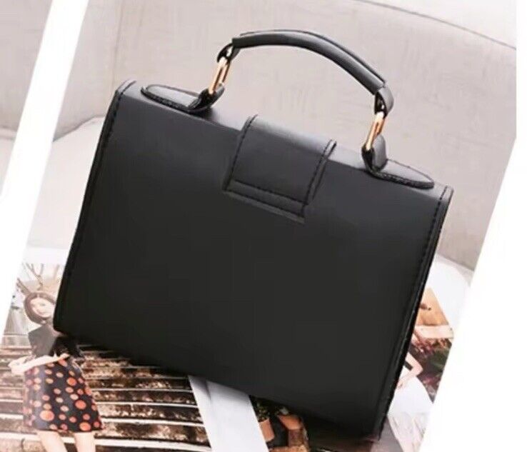 Women's Modern Black Shoulder Bag