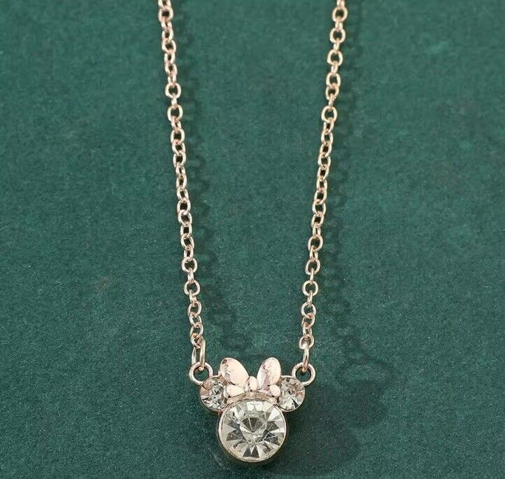 Collier Minnie Mouse avec boîte